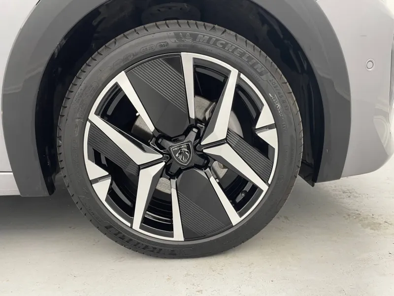 Image secondaire du véhicule 19