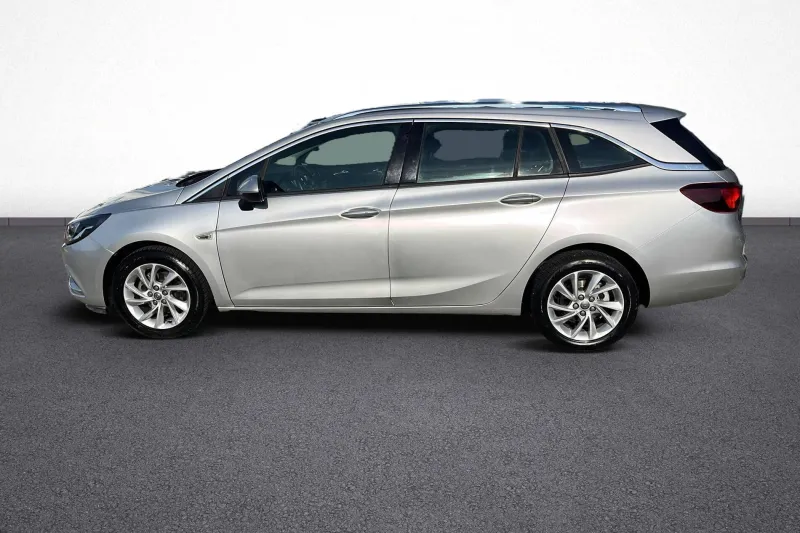 Image secondaire du véhicule 4