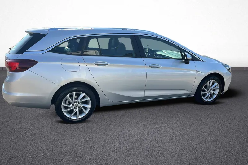 Image secondaire du véhicule 8