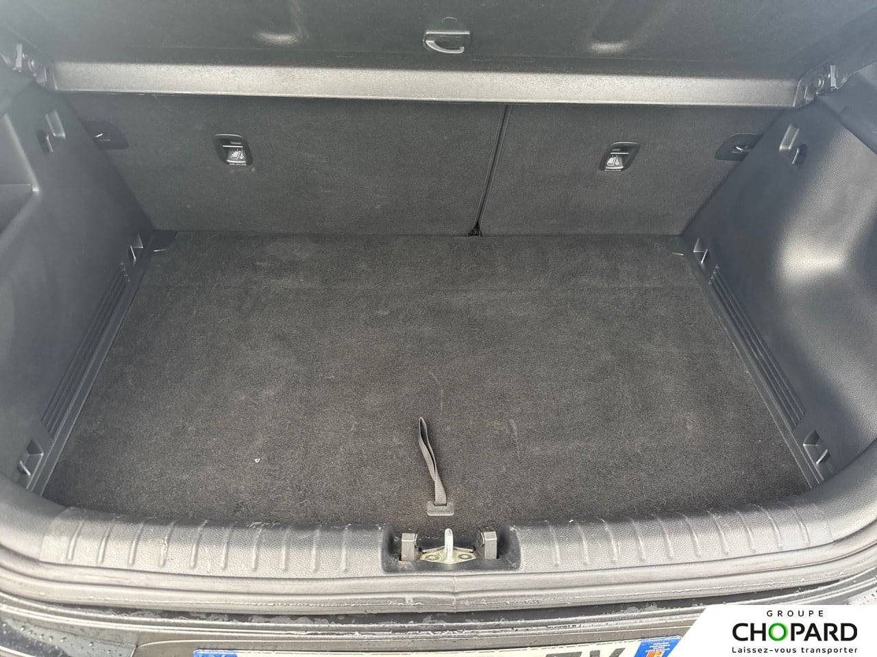 Image secondaire du véhicule 9