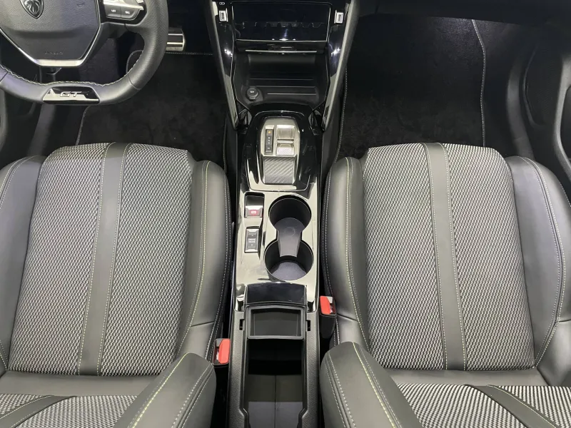 Image secondaire du véhicule 32