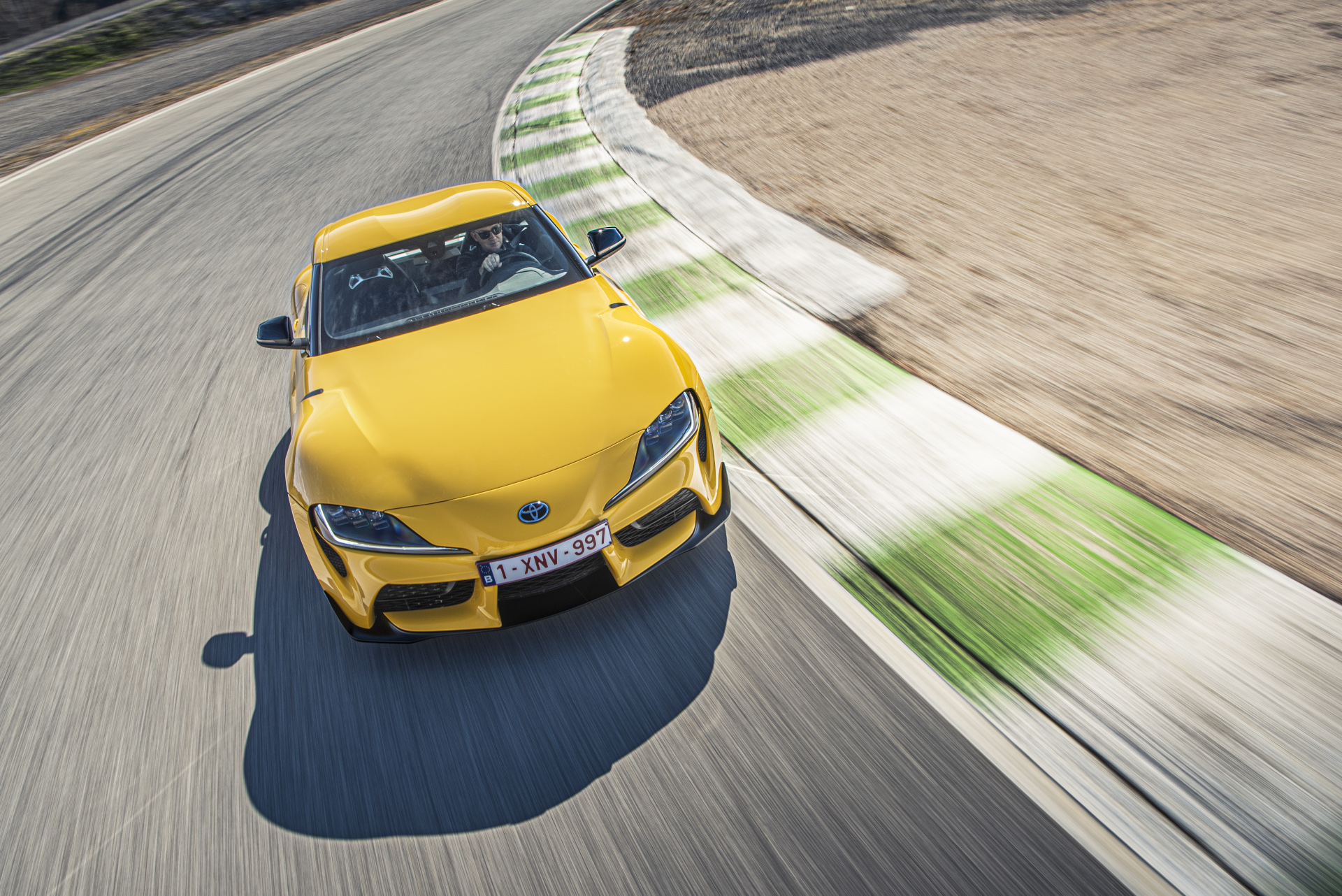 Toyota GR Supra face avant