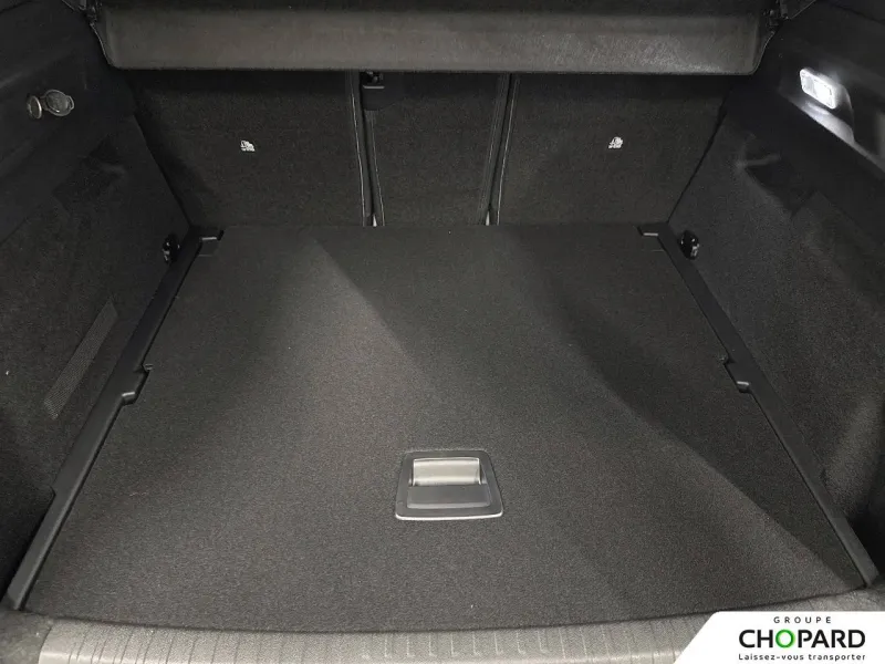 Image secondaire du véhicule 10