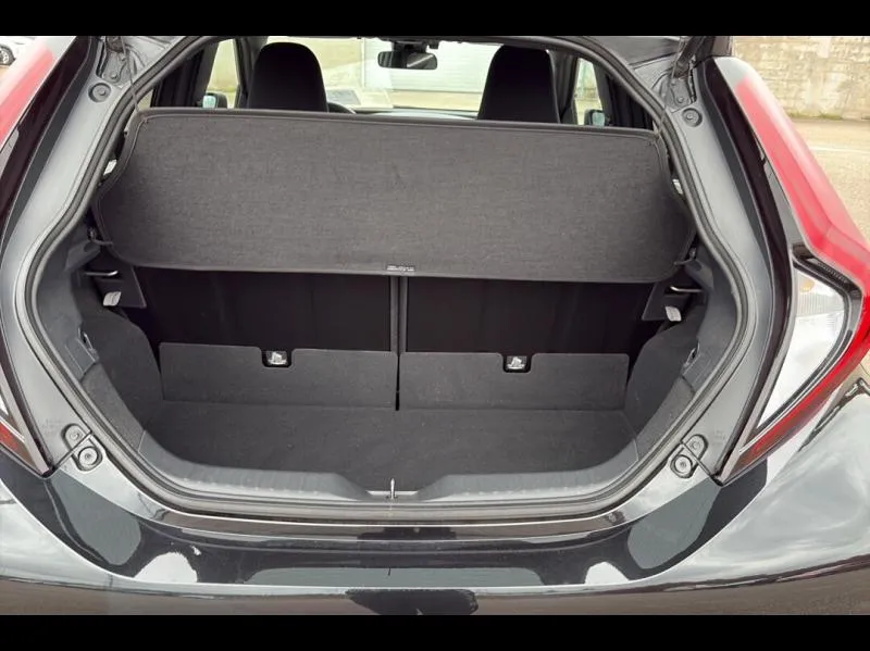 Image secondaire du véhicule 10