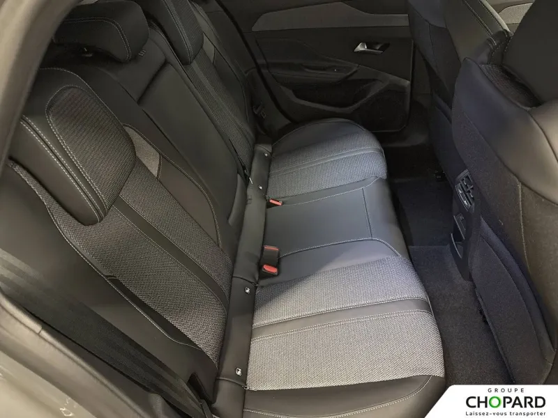 Image secondaire du véhicule 12