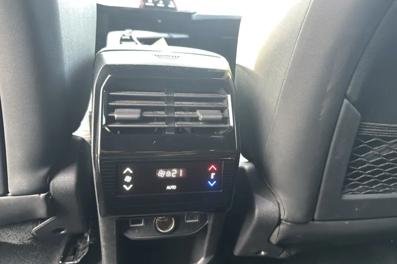 Image secondaire du véhicule 16