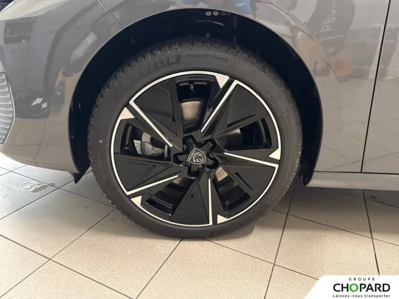 Image secondaire du véhicule 23