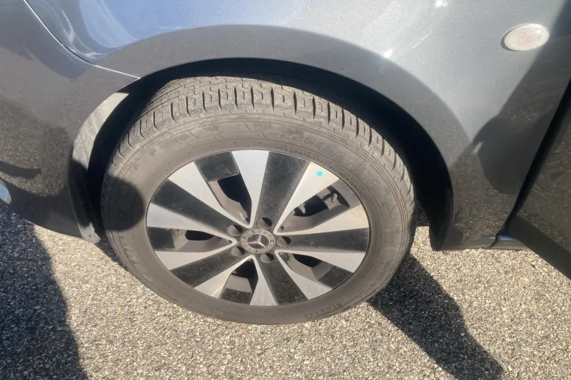 Image secondaire du véhicule 14