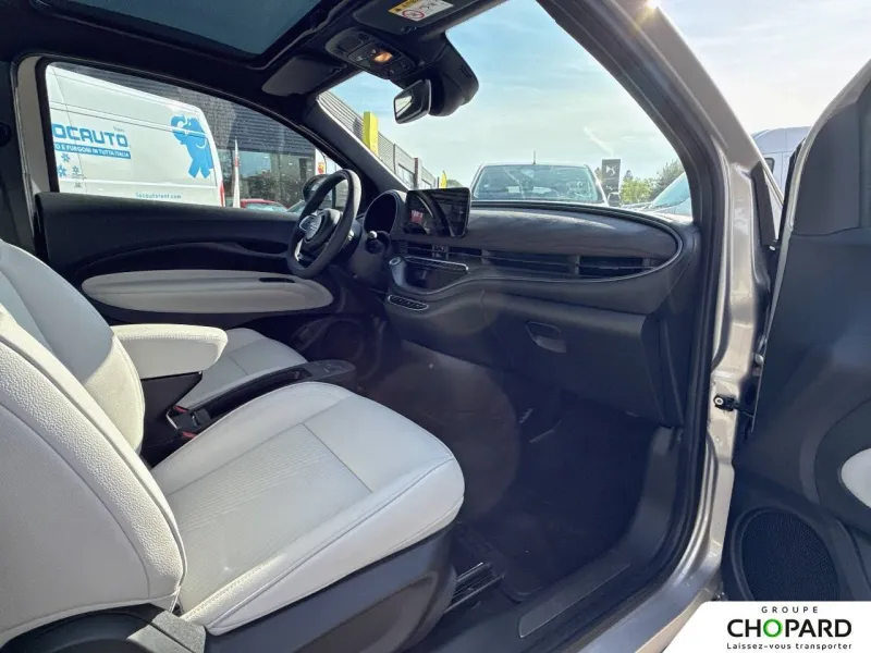 Image secondaire du véhicule 3