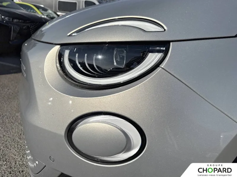 Image secondaire du véhicule 13