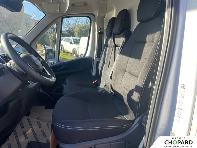 Image secondaire du véhicule 19