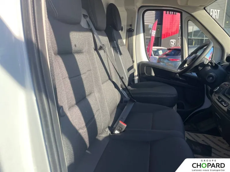 Image secondaire du véhicule 21