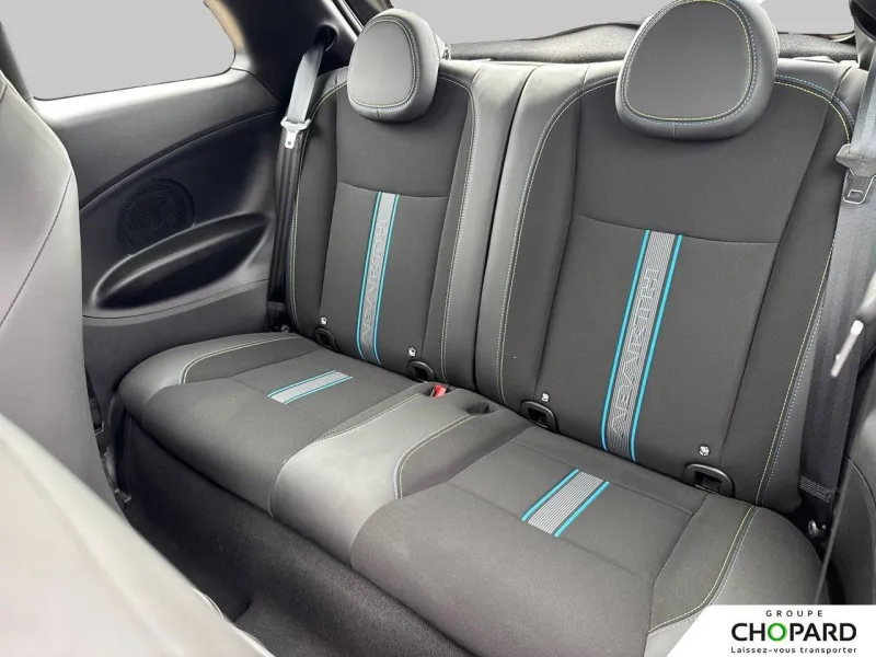 Image secondaire du véhicule 19