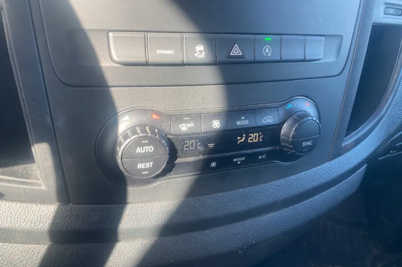 Image secondaire du véhicule 22