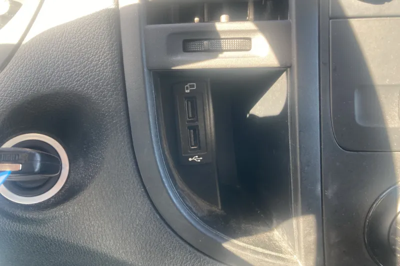 Image secondaire du véhicule 23