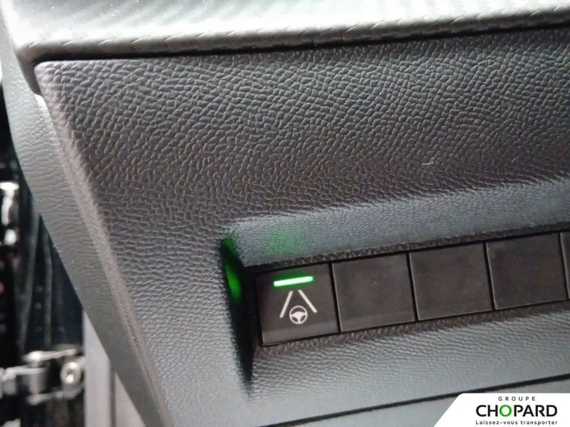 Image secondaire du véhicule 12