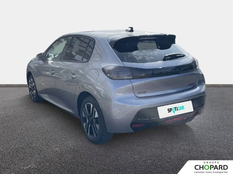 Image secondaire du véhicule 8