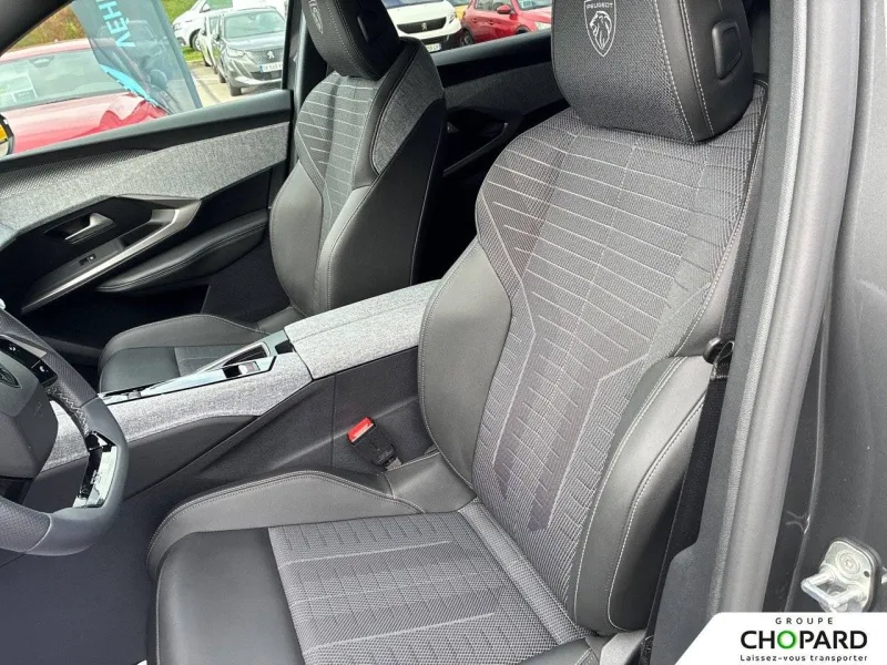 Image secondaire du véhicule 12