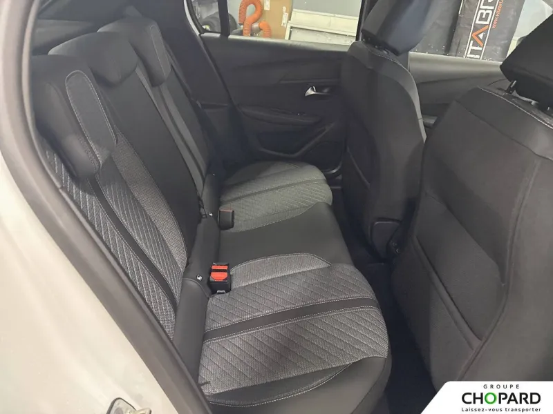 Image secondaire du véhicule 18