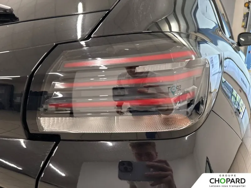 Image secondaire du véhicule 24