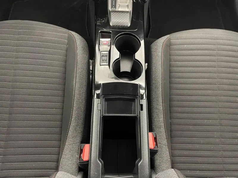 Image secondaire du véhicule 26