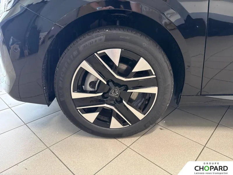 Image secondaire du véhicule 22