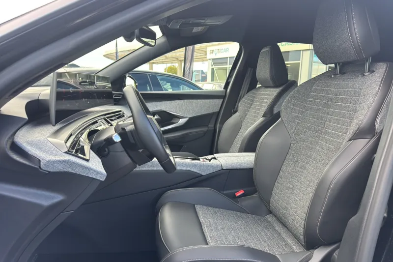 Image secondaire du véhicule 11