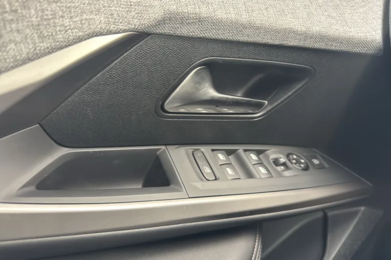 Image secondaire du véhicule 26