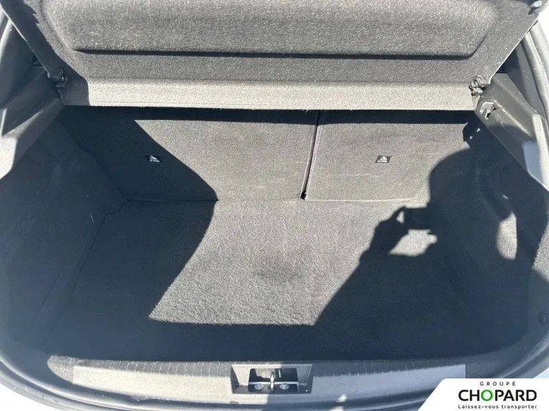 Image secondaire du véhicule 9