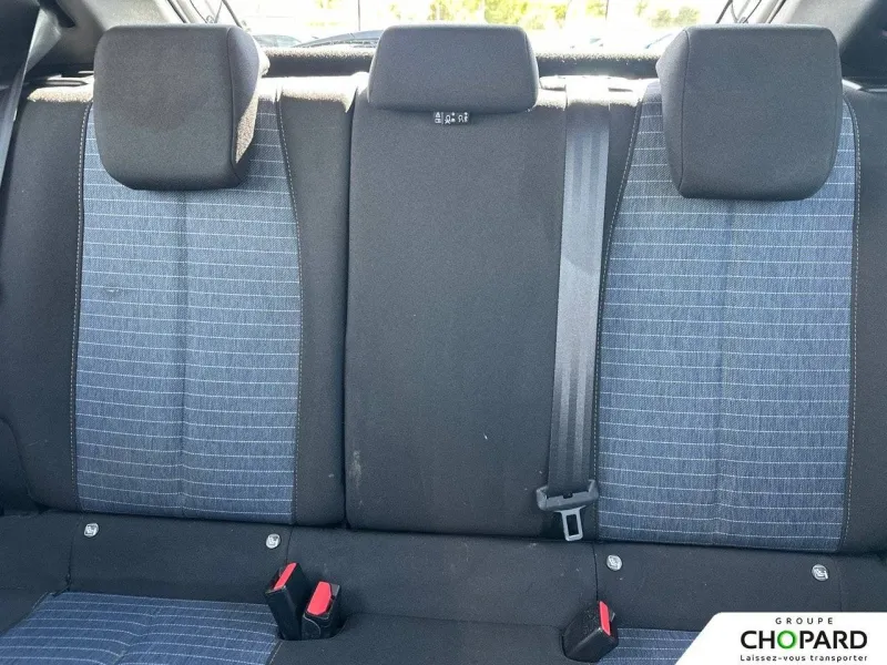 Image secondaire du véhicule 40