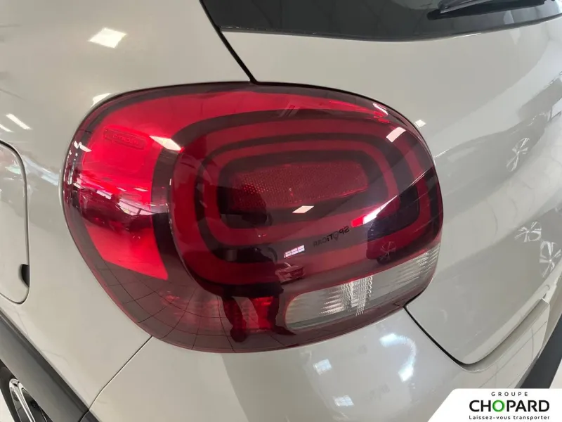 Image secondaire du véhicule 23