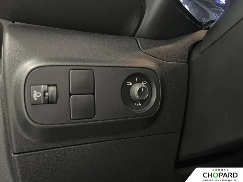 Image secondaire du véhicule 24