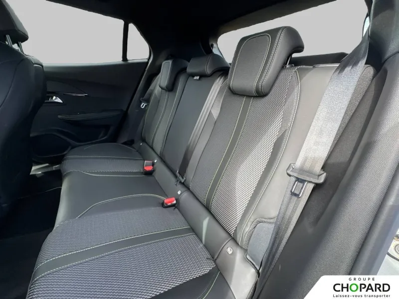 Image secondaire du véhicule 19