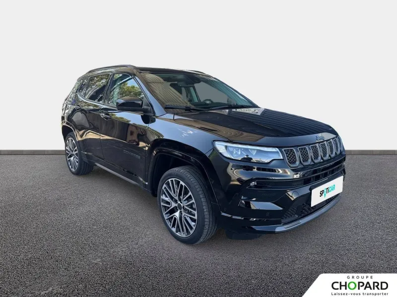 Image secondaire du véhicule 4