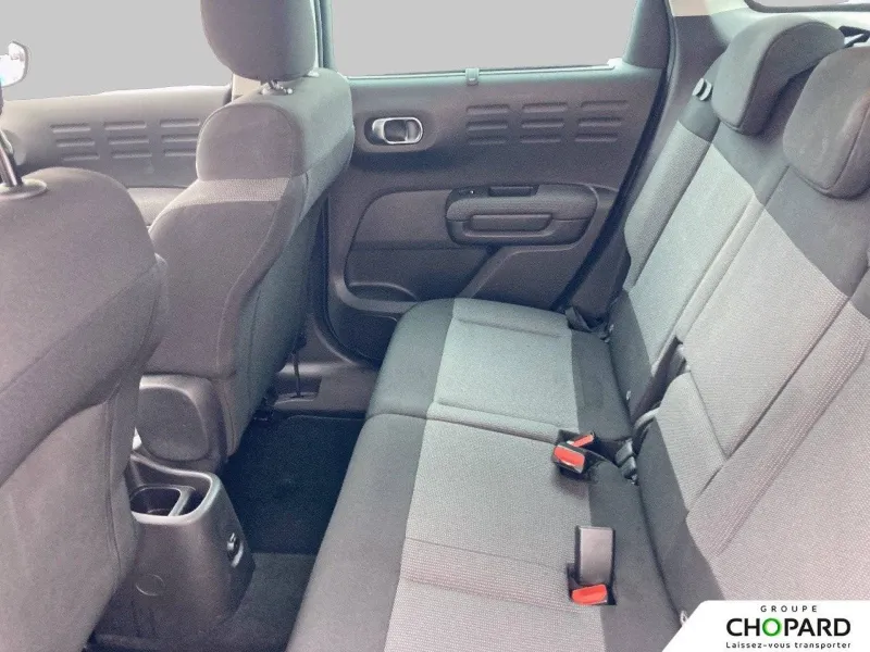 Image secondaire du véhicule 12