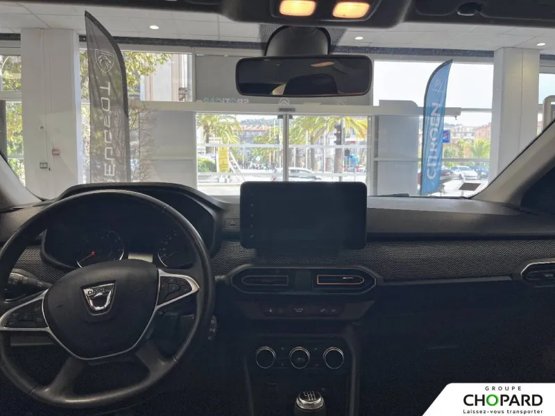 Image secondaire du véhicule 9