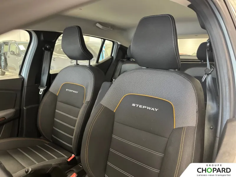 Image secondaire du véhicule 10