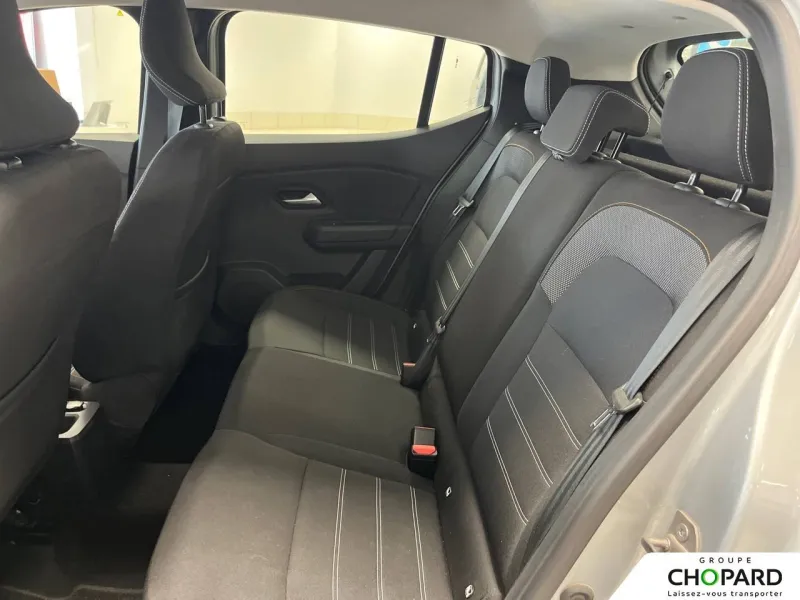 Image secondaire du véhicule 11