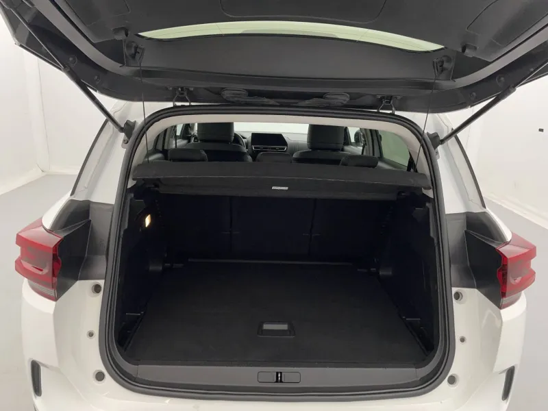 Image secondaire du véhicule 38