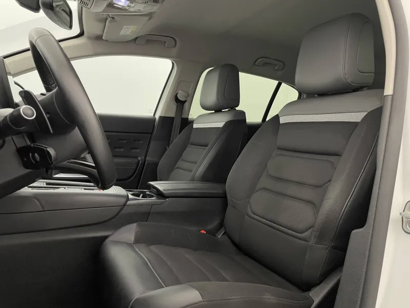 Image secondaire du véhicule 39