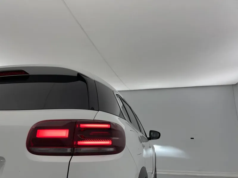 Image secondaire du véhicule 49