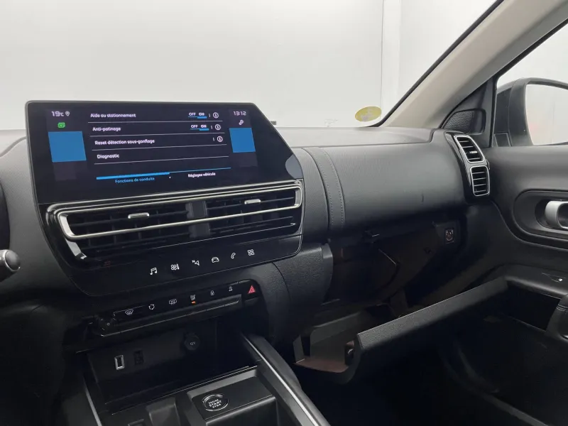 Image secondaire du véhicule 50