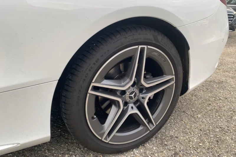 Image secondaire du véhicule 43