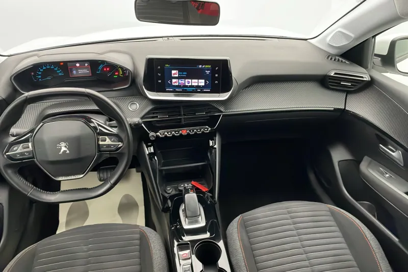 Image secondaire du véhicule 10