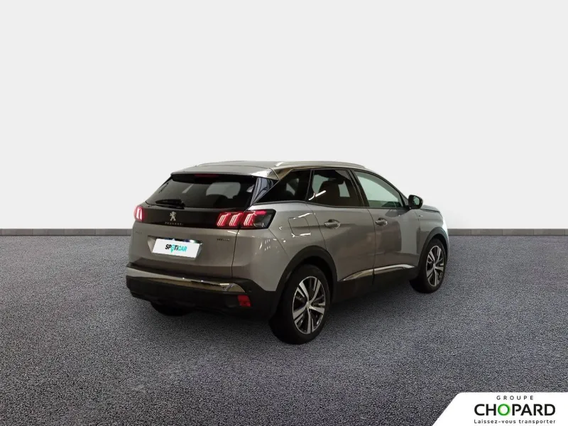 Image secondaire du véhicule 9