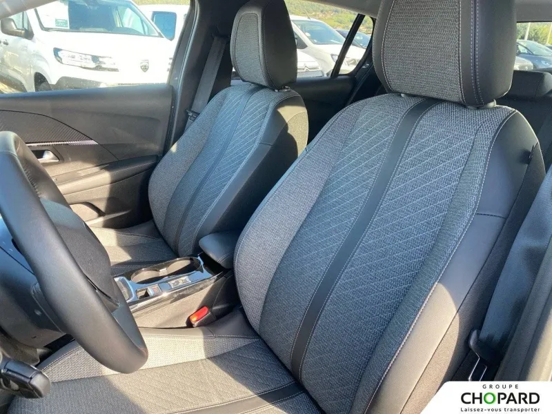 Image secondaire du véhicule 12