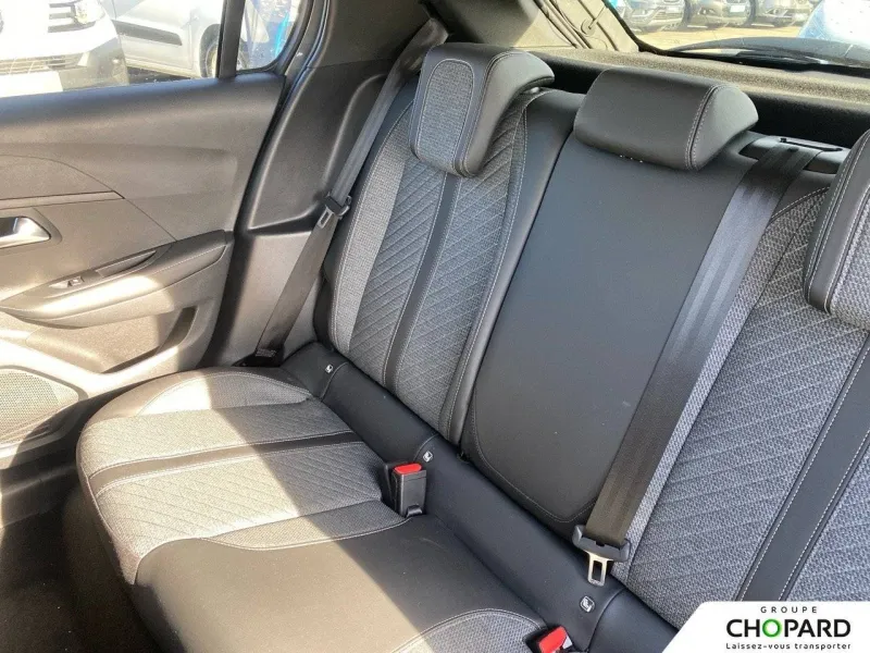 Image secondaire du véhicule 19