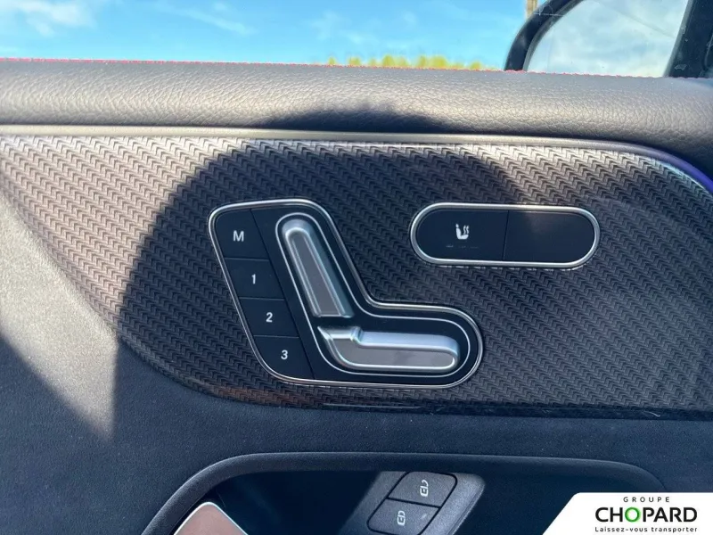 Image secondaire du véhicule 24