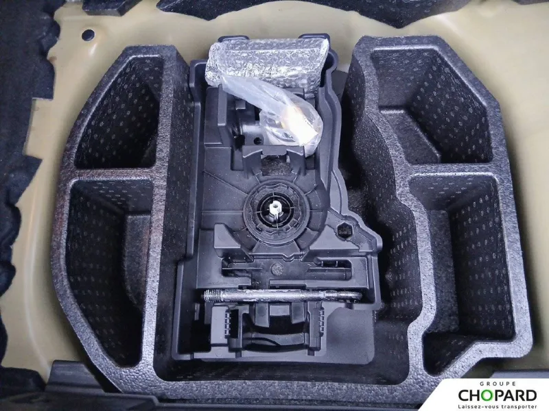 Image secondaire du véhicule 21