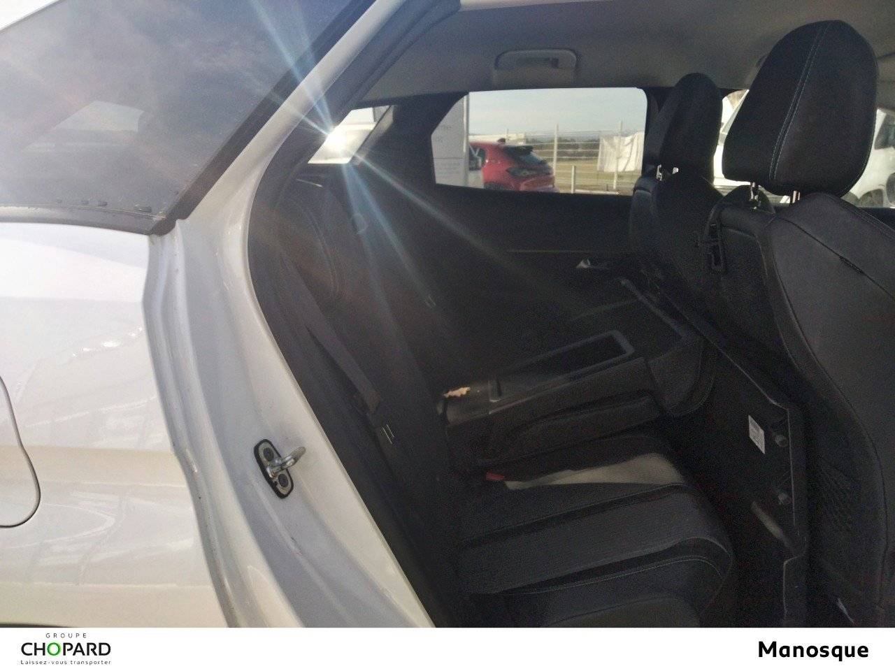 Image secondaire du véhicule 9